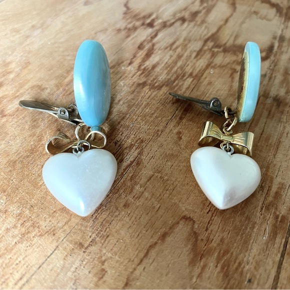 Redesigned blue opalescent clip on earrings with bow and faux pearl heart dangle - Picture 9 of 13